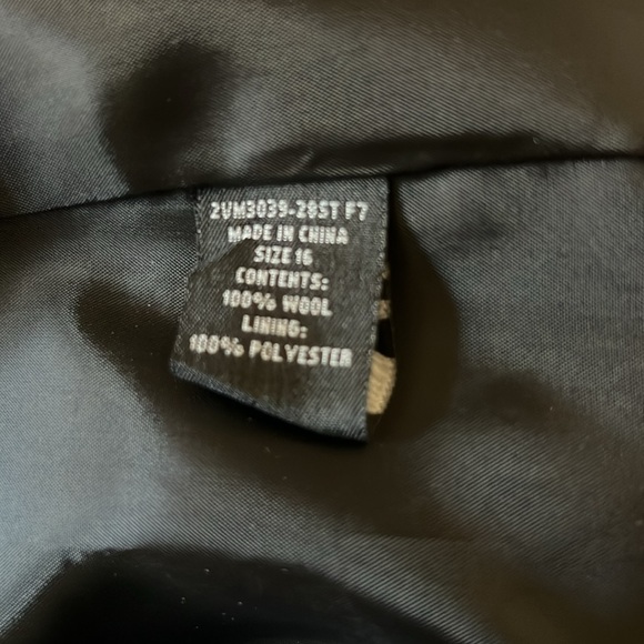 Collection by Harve Bernard Tweed Black and white blazer - Picture 7 of 10